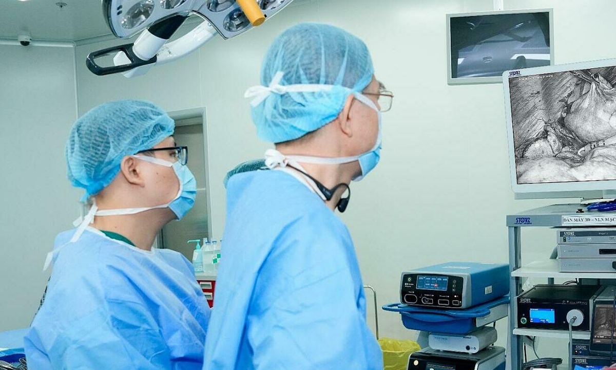 U lớn không triệu chứng trong lồng ngực chàng trai