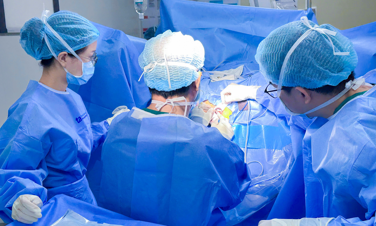 Tắc mạch do biến chứng trĩ hỗn hợp