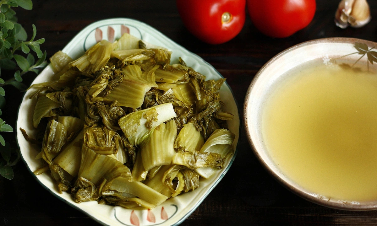 Ăn dưa muối giúp giảm cân như thế nào