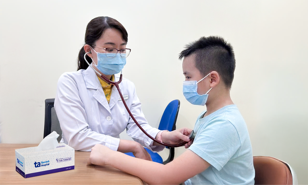 Viêm da cơ địa ở trẻ có triệu chứng thế nào?