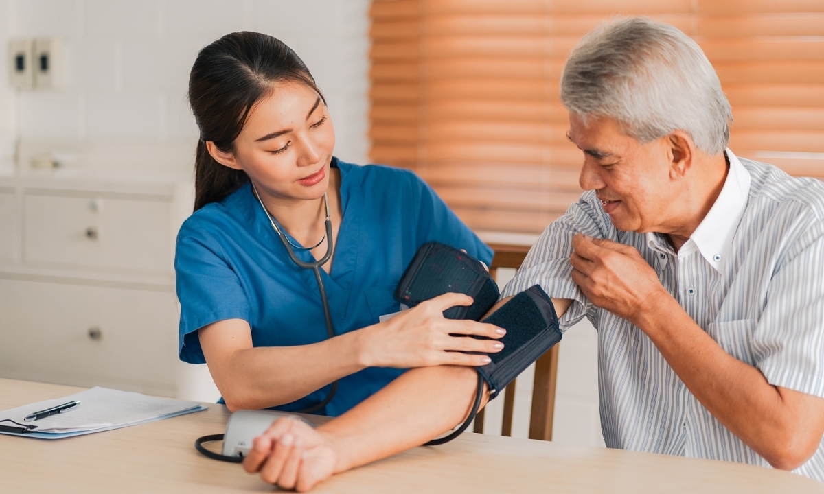 Rào cản trong triển khai tiêm chủng cho người lớn