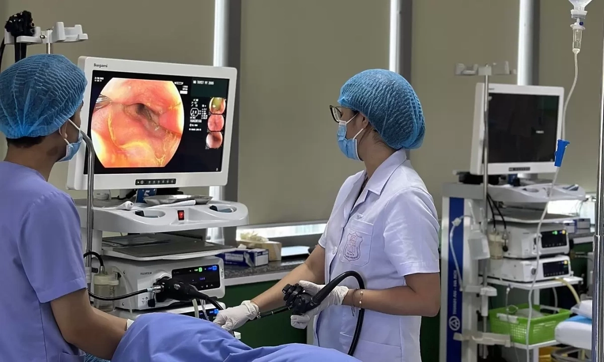 Nôn ra máu có phải dấu hiệu ung thư?