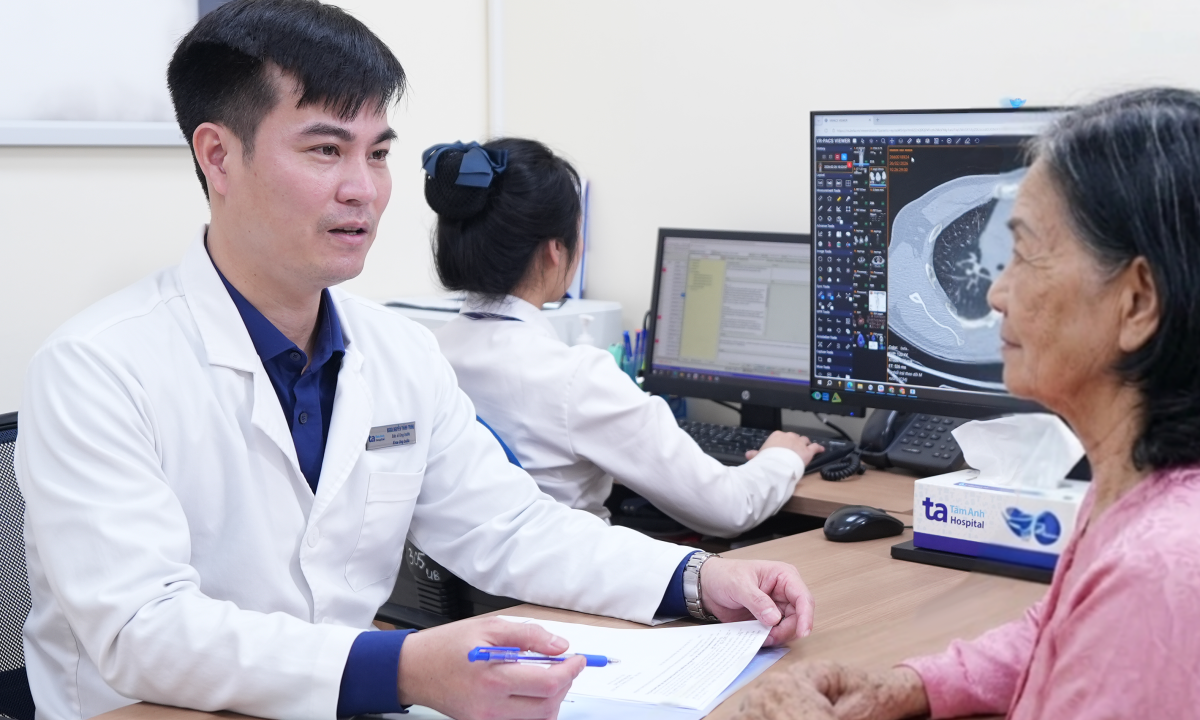 Kết hợp thuốc đích, miễn dịch chữa ung thư gan kháng trị