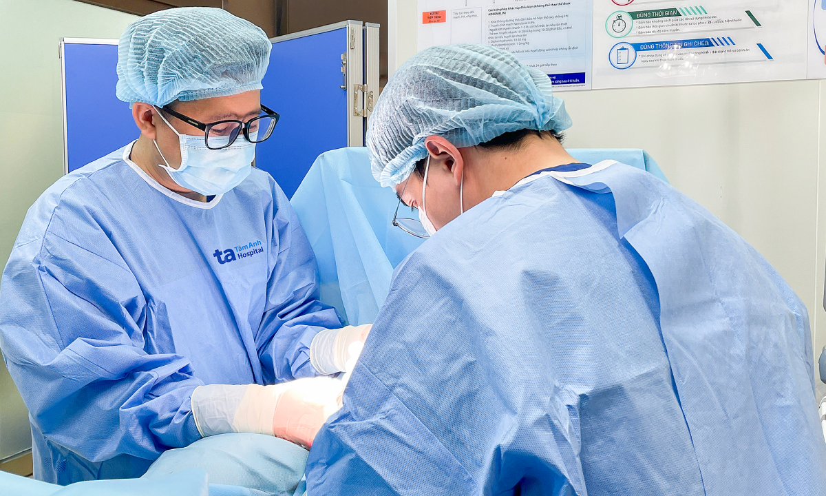 Sùi mào gà sau quan hệ đồng tính