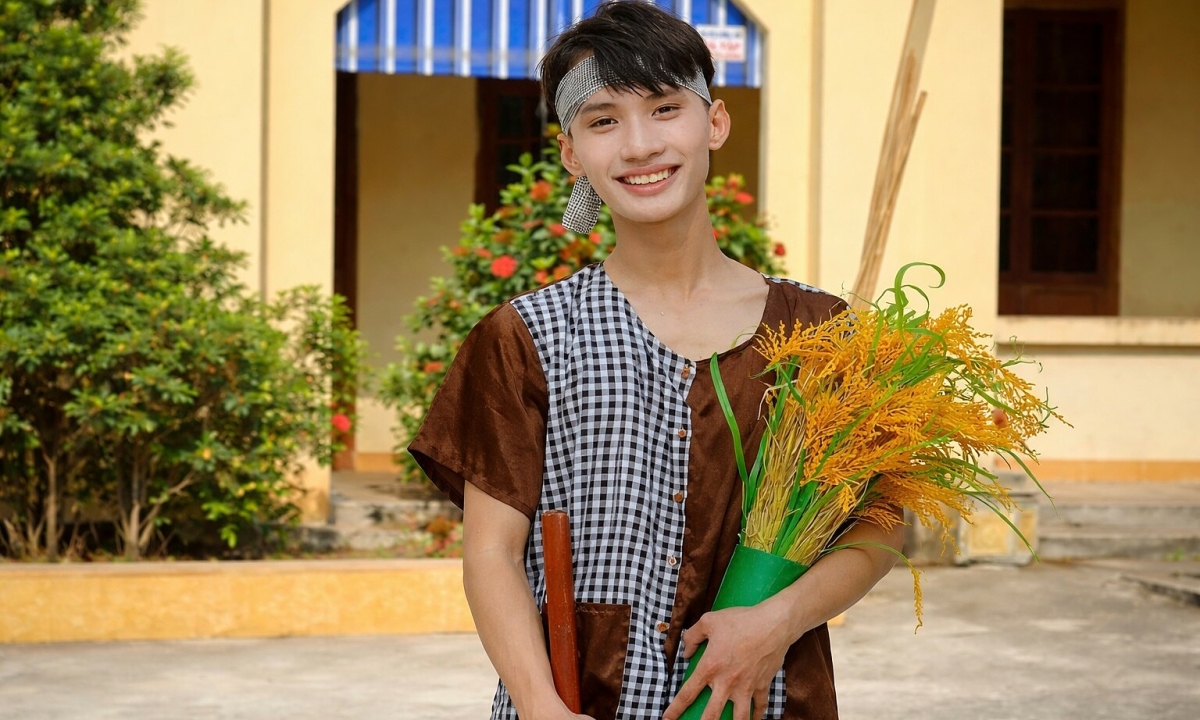 Chàng trai 19 tuổi sưởi ấm bé sinh non