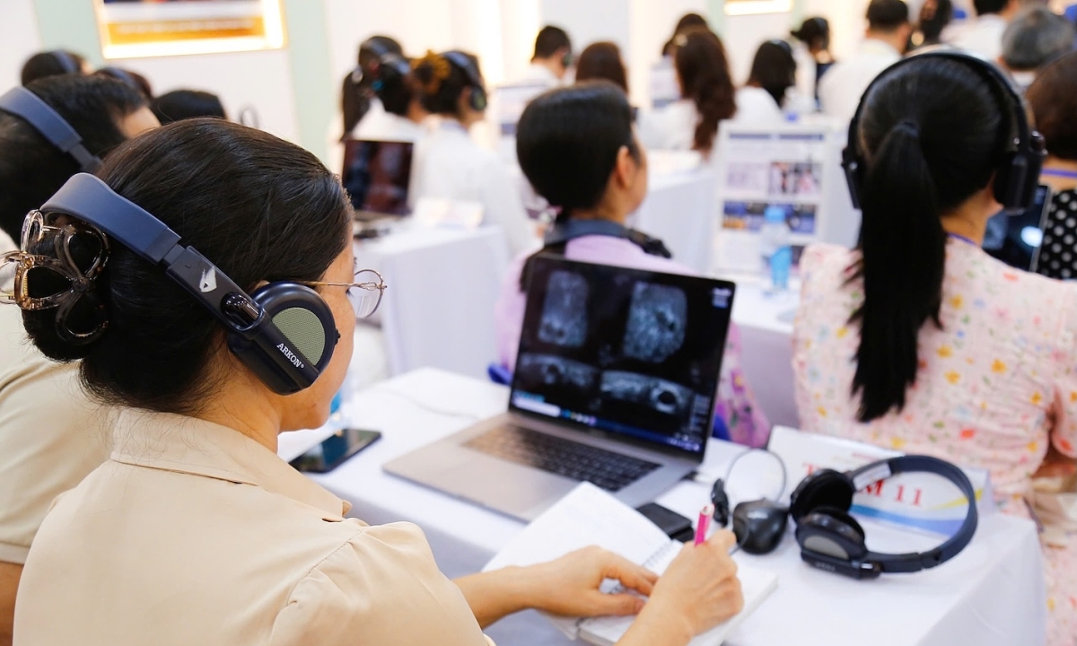 Máy siêu âm tự động phát hiện sớm ung thư vú