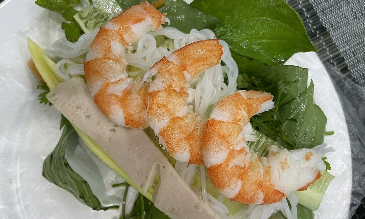 5 việc nên làm trước bữa trưa giúp giảm cân