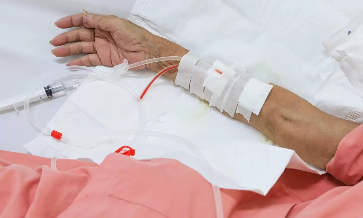 Bác sĩ nêu tên 10 loại thuốc có thể tàn phá thận cấp tính