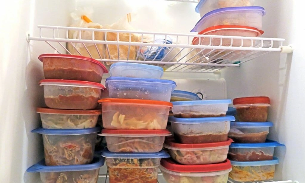 Thai phụ 35 tuổi tử vong sau khi ăn đồ thừa trong tủ lạnh