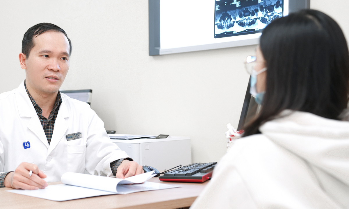 U não 3 cm có cần mổ?