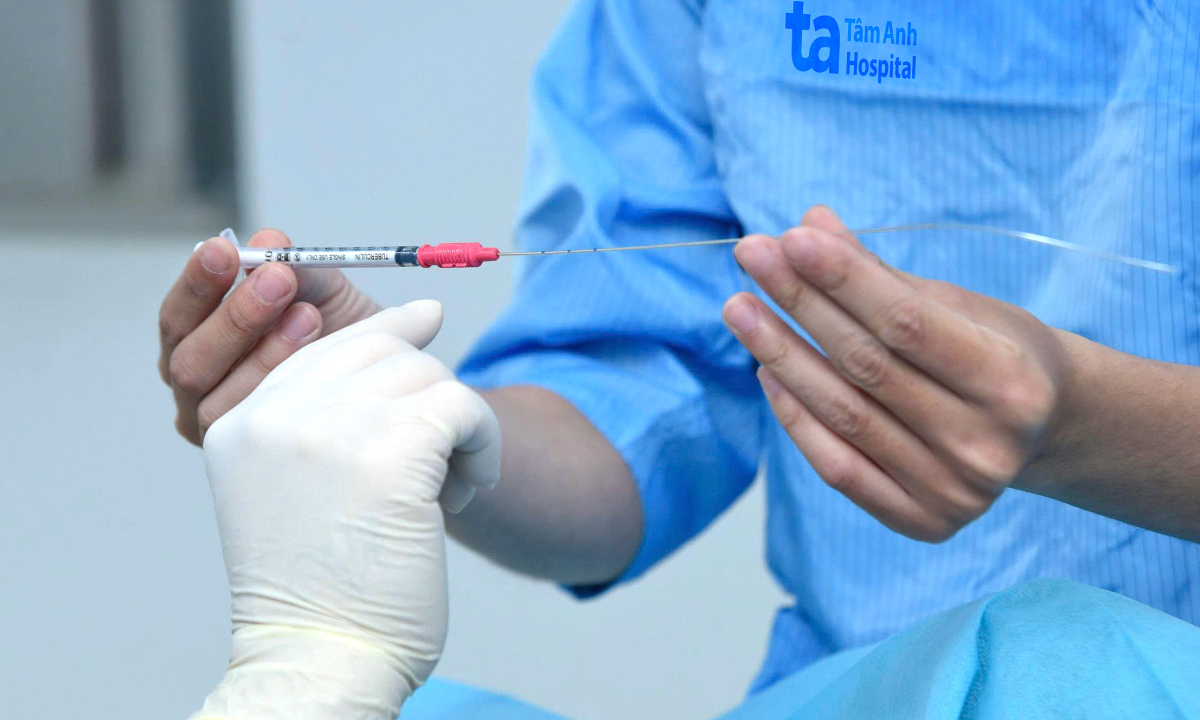 Mắc ba bệnh lý, vô sinh ở tuổi 24