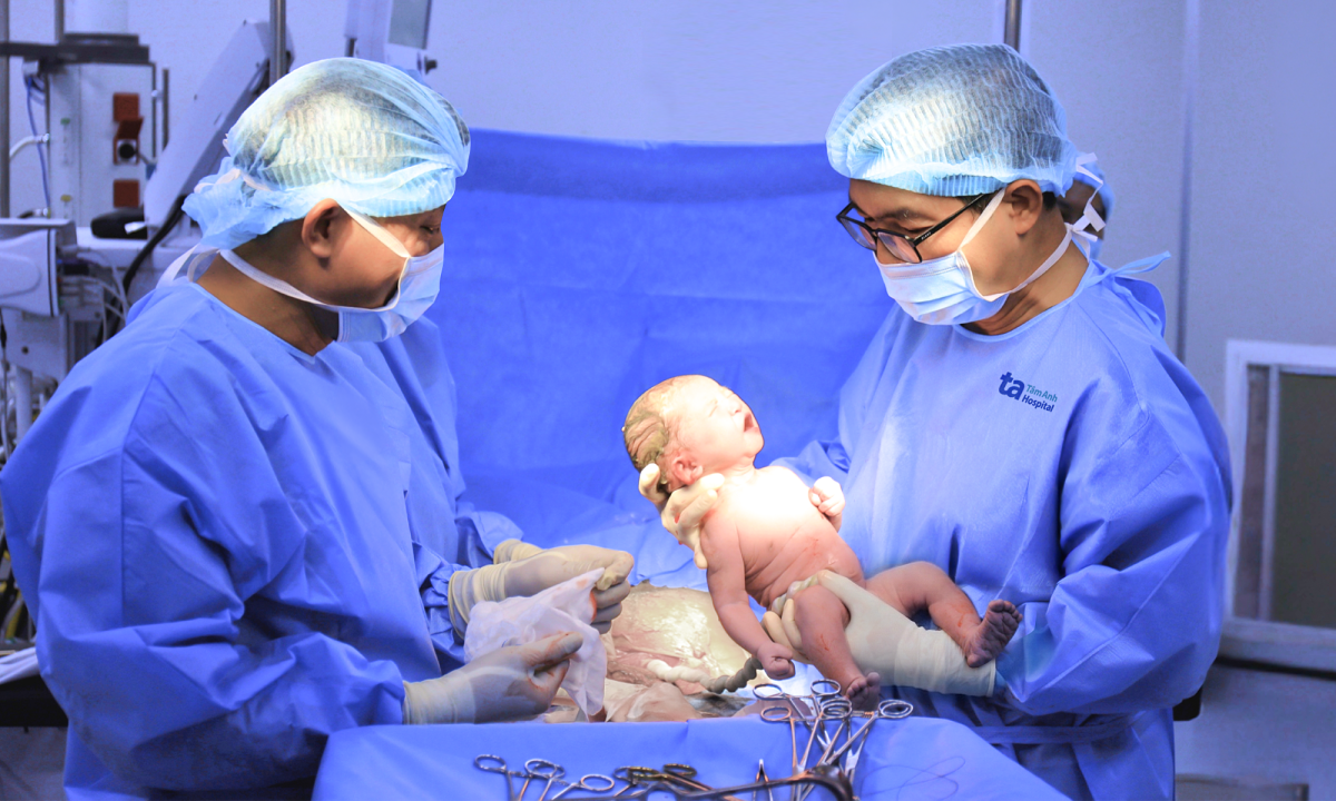 Thụ tinh ống nghiệm thành công sau một thập kỷ vô sinh