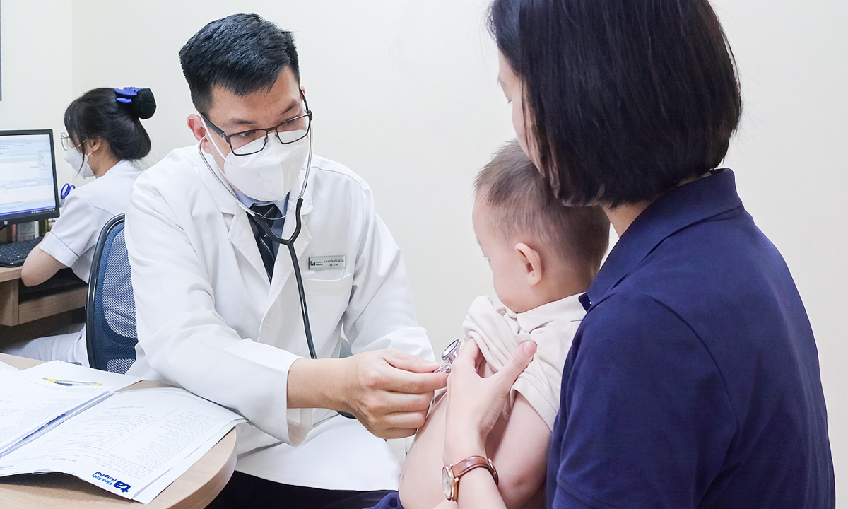 Ban tím - dấu hiệu viêm não mô cầu trở nặng