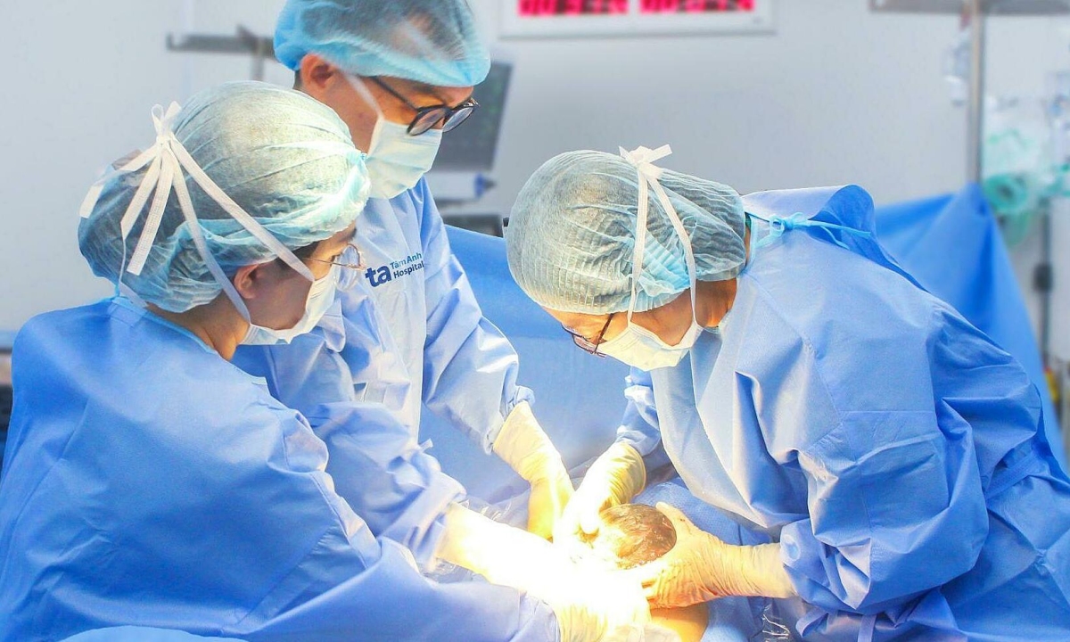 Thai nhi lặp đoạn nhiễm sắc thể số 15