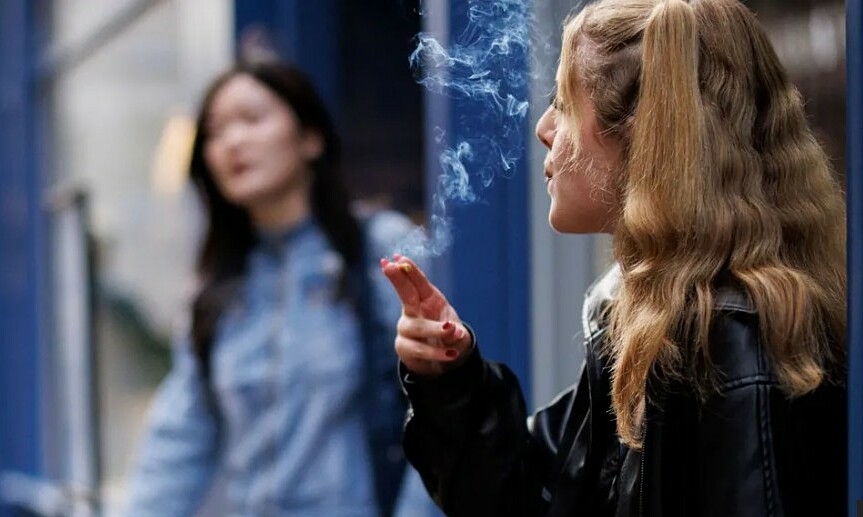 Anh cấm thuốc lá vĩnh viễn với người sinh từ 1/1/2009