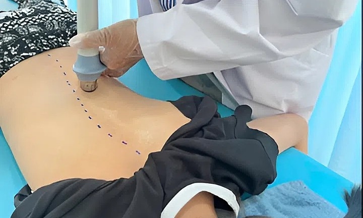 Vẹo cột sống vì tật "chân thấp chân cao"