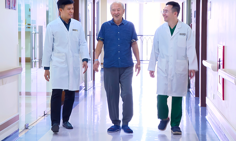 Ba can thiệp trong "giờ vàng" cứu người đột quỵ