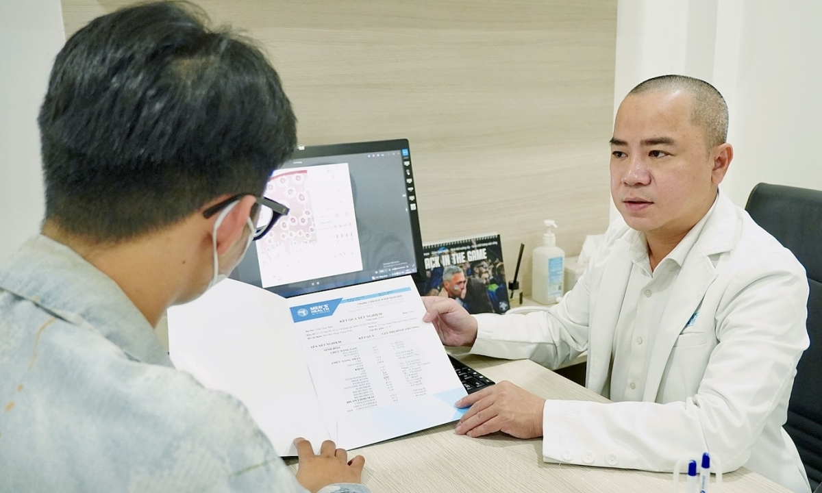 Nhiễm HIV sau những cuộc tình chớp nhoáng qua mạng