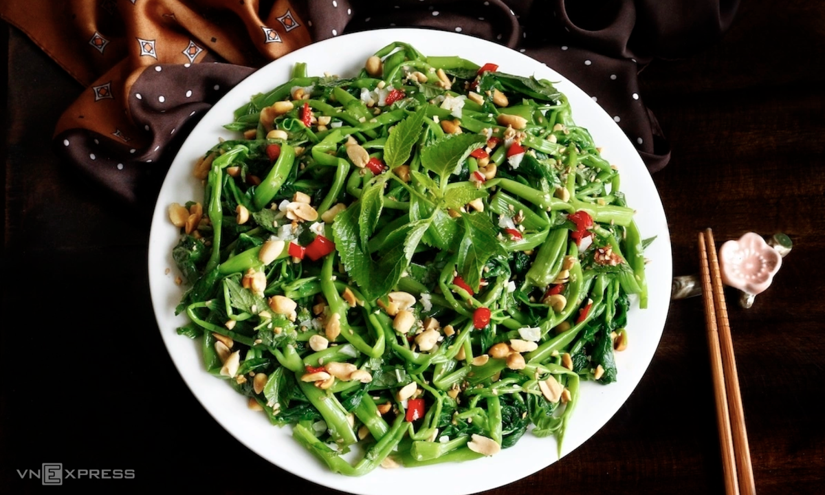 Quy tắc ăn 'rau trước cơm sau' giúp ổn định đường huyết