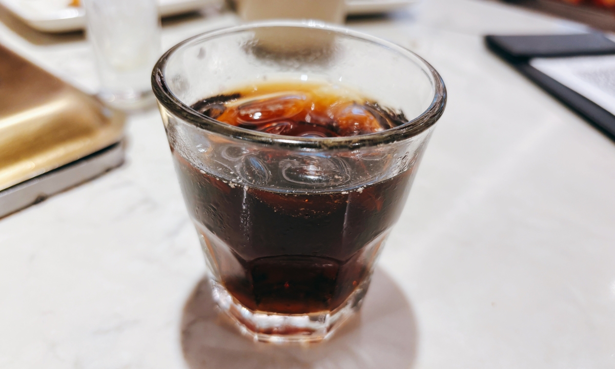 Điều gì xảy ra với thận khi uống soda mỗi ngày?