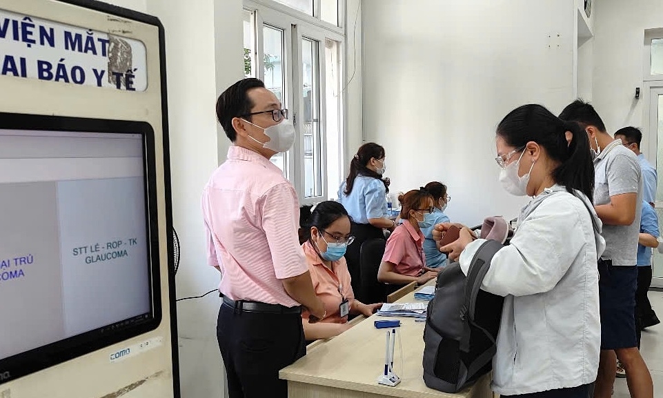 Vận hành cơ sở mới, giảm quá tải Bệnh viện Mắt TP HCM
