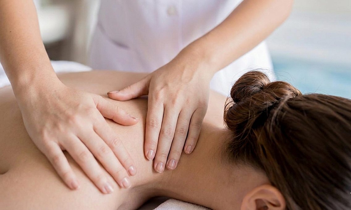 Tại sao massage không hết đau xương khớp?