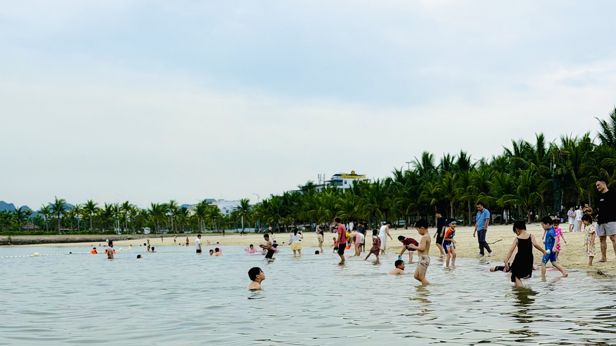 Bác sĩ hướng dẫn cách sơ cứu trẻ đuối nước