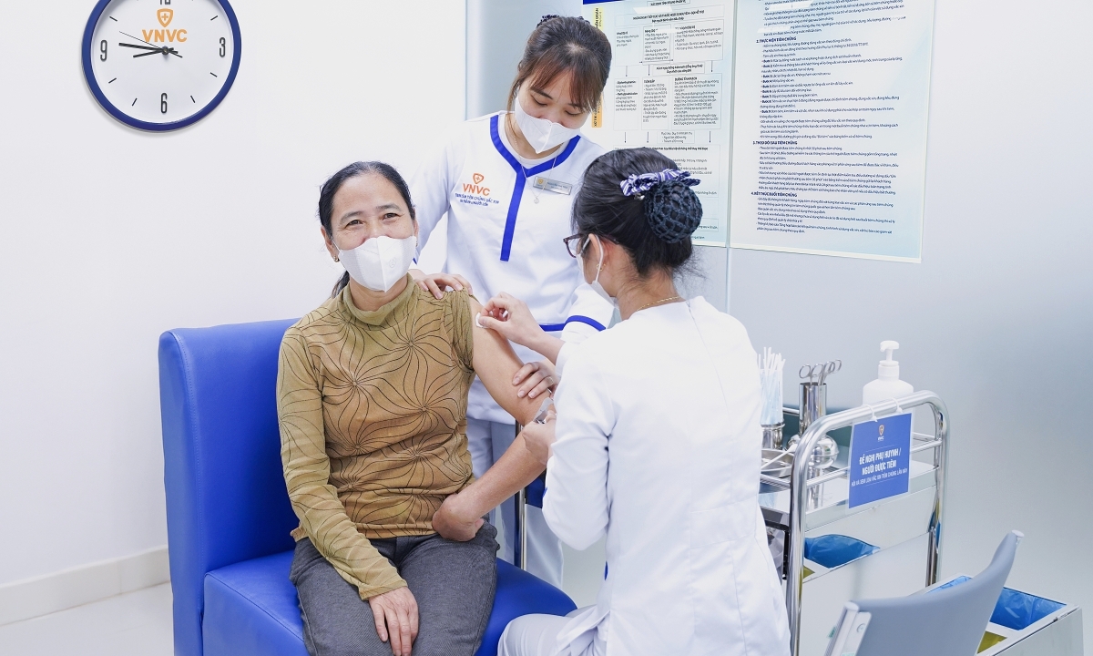 Tìm mọi cách tránh viêm phổi nặng