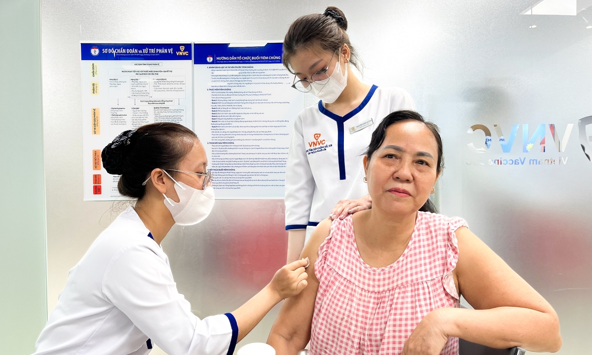 Vượt nỗi sợ kim tiêm để phòng bệnh