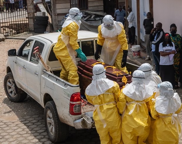 WHO cảnh báo dịch Ebola lan nhanh hơn tốc độ ứng phó