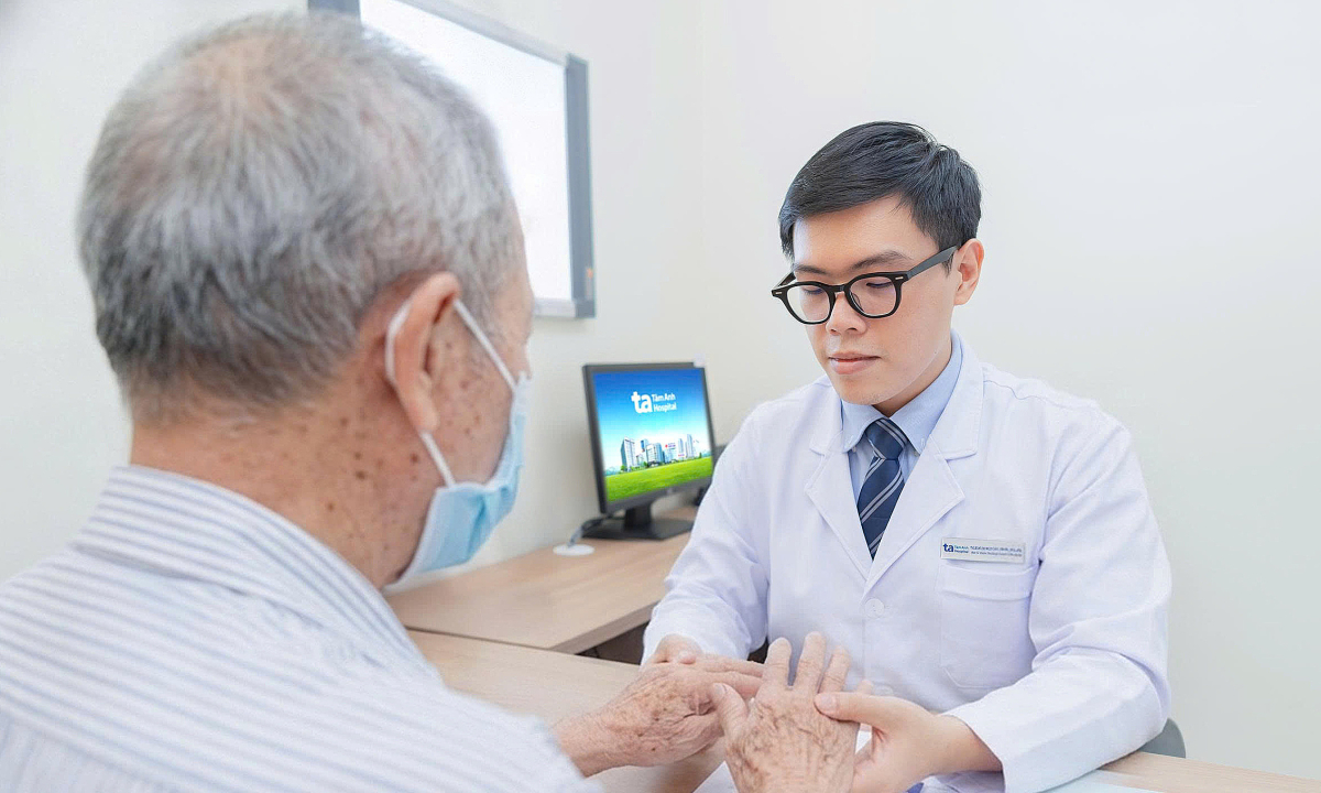 Dấu hiệu sớm cảnh báo loãng xương dễ bị bỏ qua