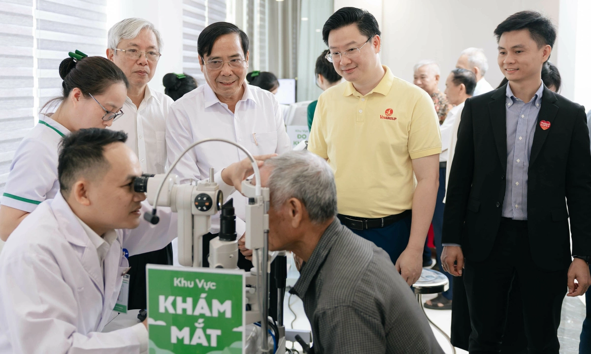 Hàng triệu người cao tuổi Việt nguy cơ mất thị lực vì đục thủy tinh thể