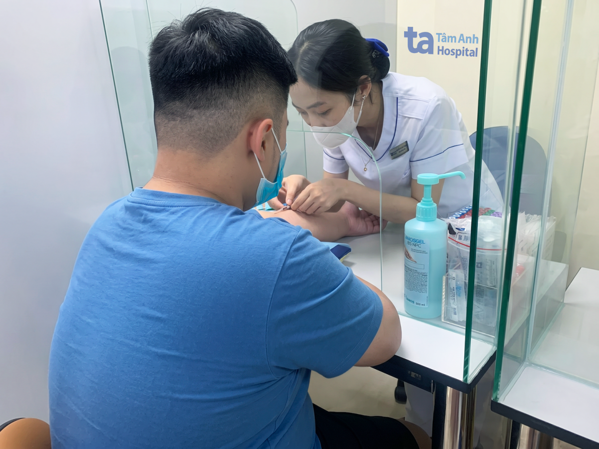 Hạ đường huyết do béo phì ở tuổi 13