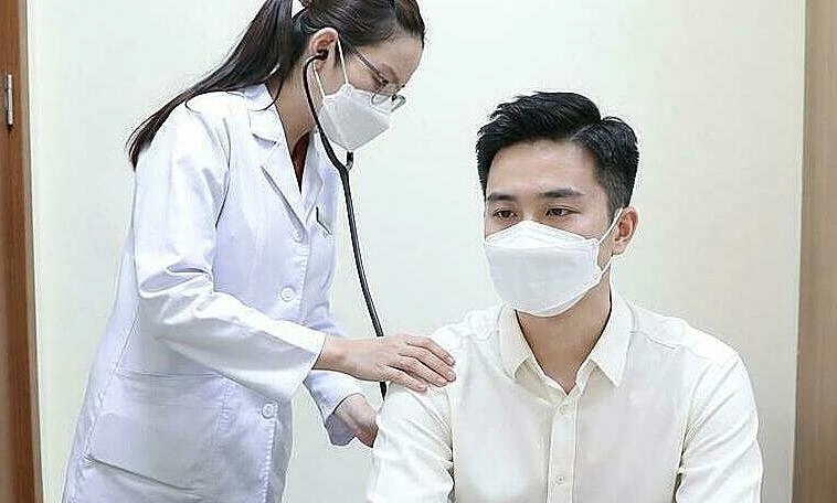 Dấu hiệu cảnh báo viêm phổi
