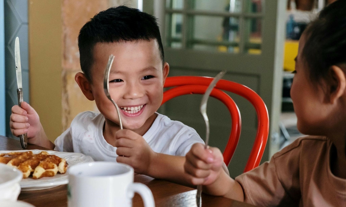 Những lưu ý về dinh dưỡng cho trẻ sinh mổ