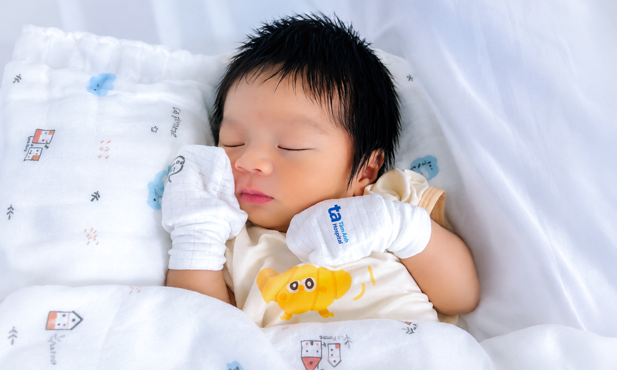 Sinh con khỏe mạnh từ phôi bất thường nhiễm sắc thể