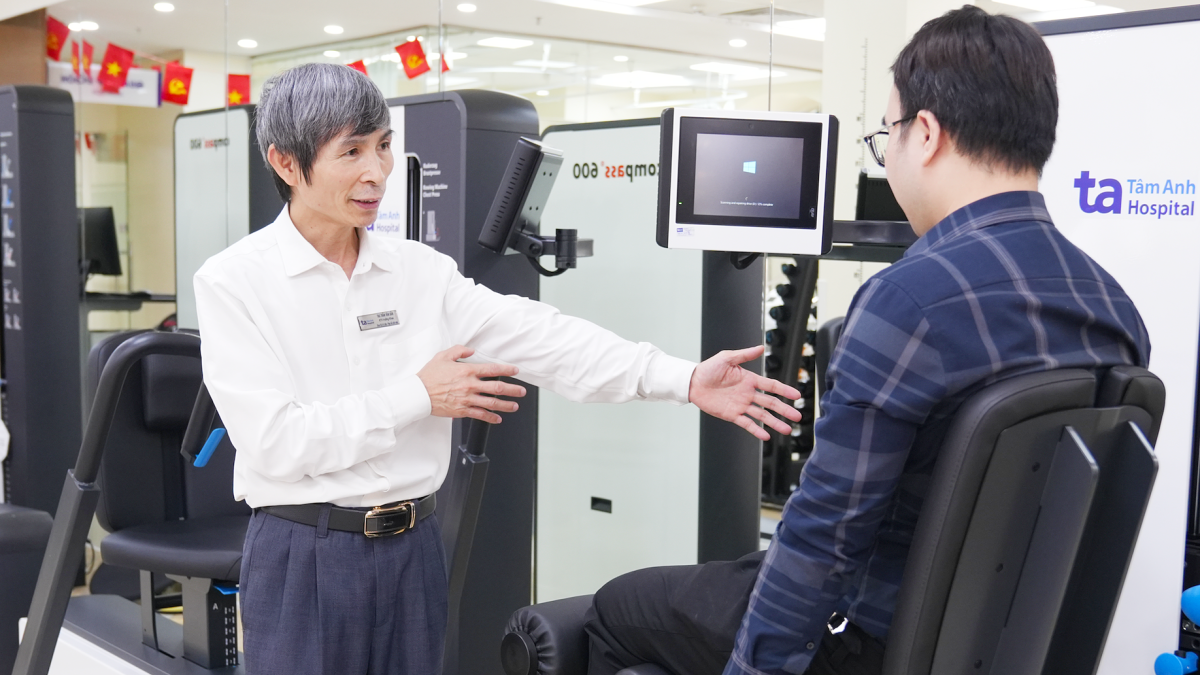 Sau mổ đứt dây chằng bao lâu có thể đá bóng?