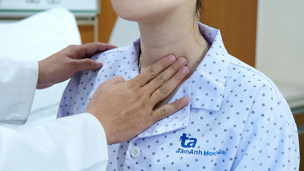 Bác sĩ chỉ ra thay đổi trên mặt cảnh báo bệnh tuyến giáp