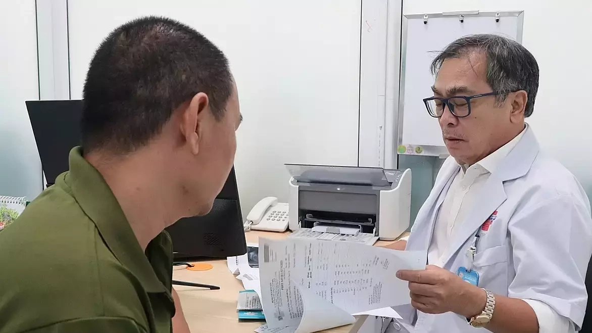 Bác sĩ cảnh báo loại xét nghiệm nam giới tuổi 40 cần làm