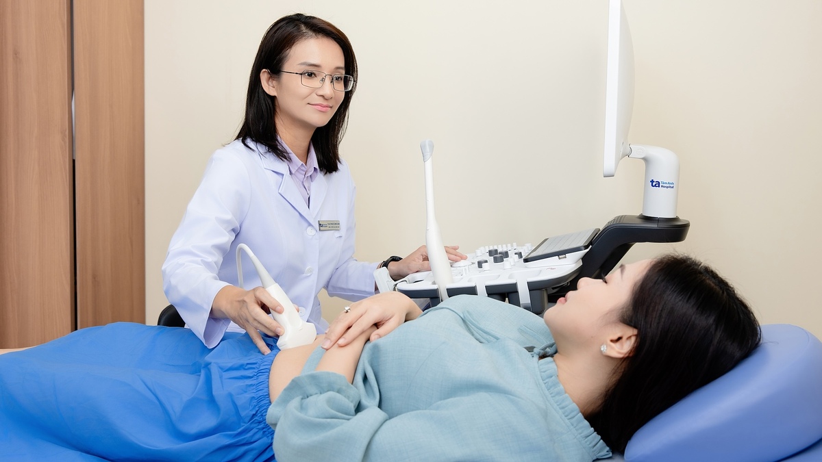 Khi nào cần mổ u xơ tử cung trước chuyển phôi thụ tinh ống nghiệm?