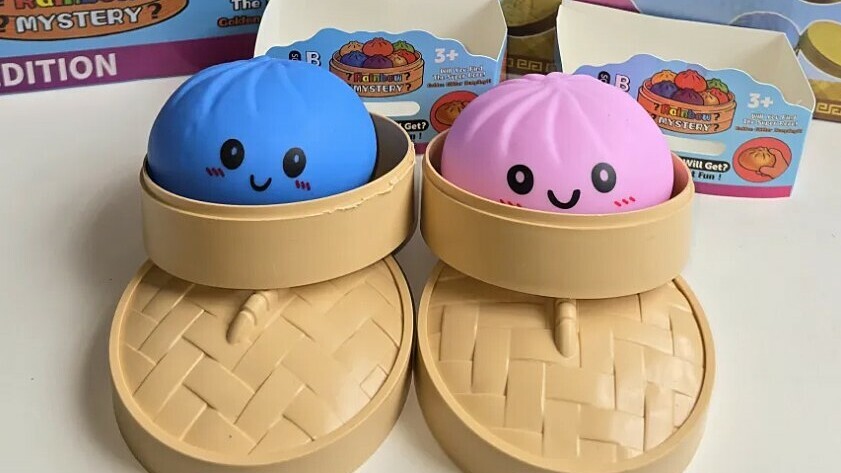 Đồ chơi bánh bao squishy giả bị cảnh báo chứa độc chất gây ung thư
