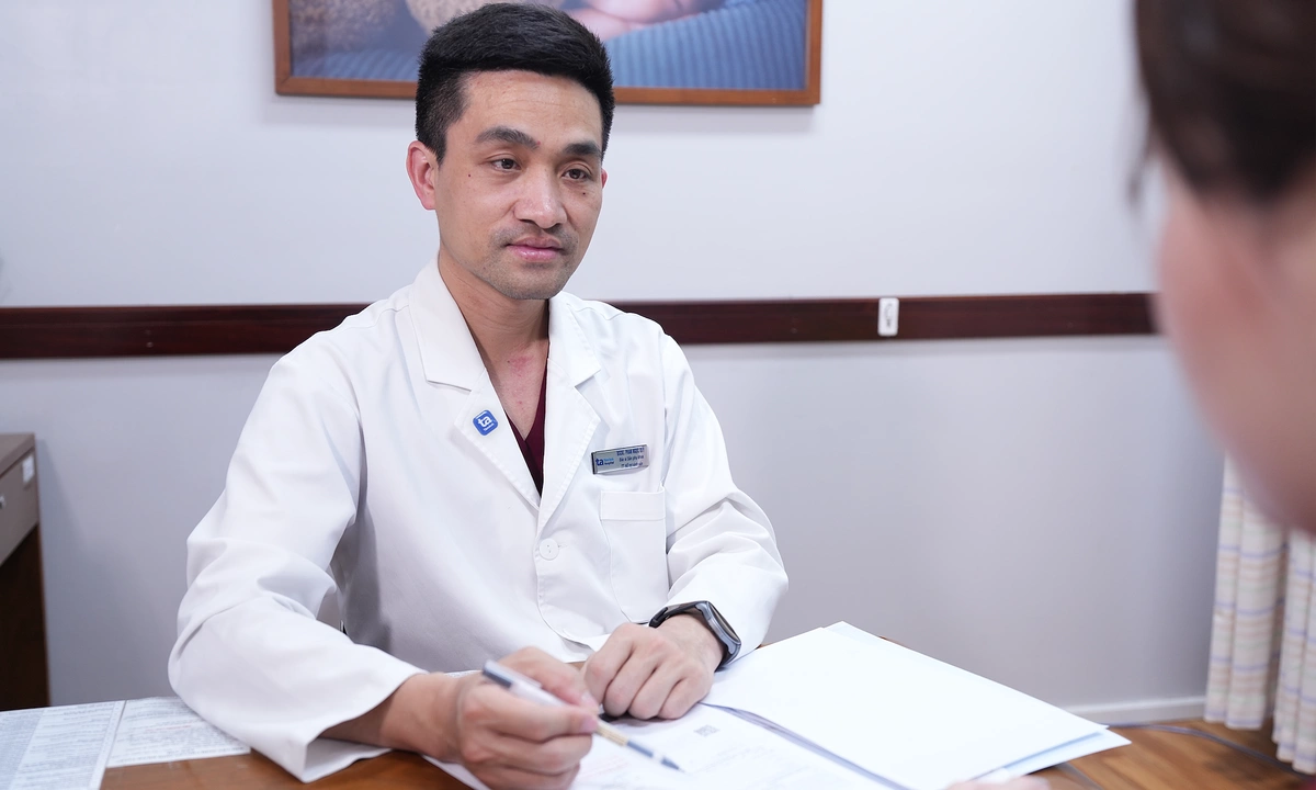 Lỡ cơ hội thụ thai sau hai năm 'canh trứng'