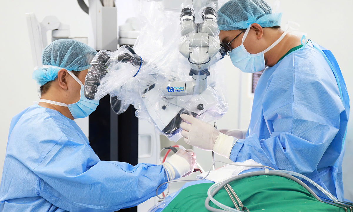 U não chèn ép dây thần kinh thị giác