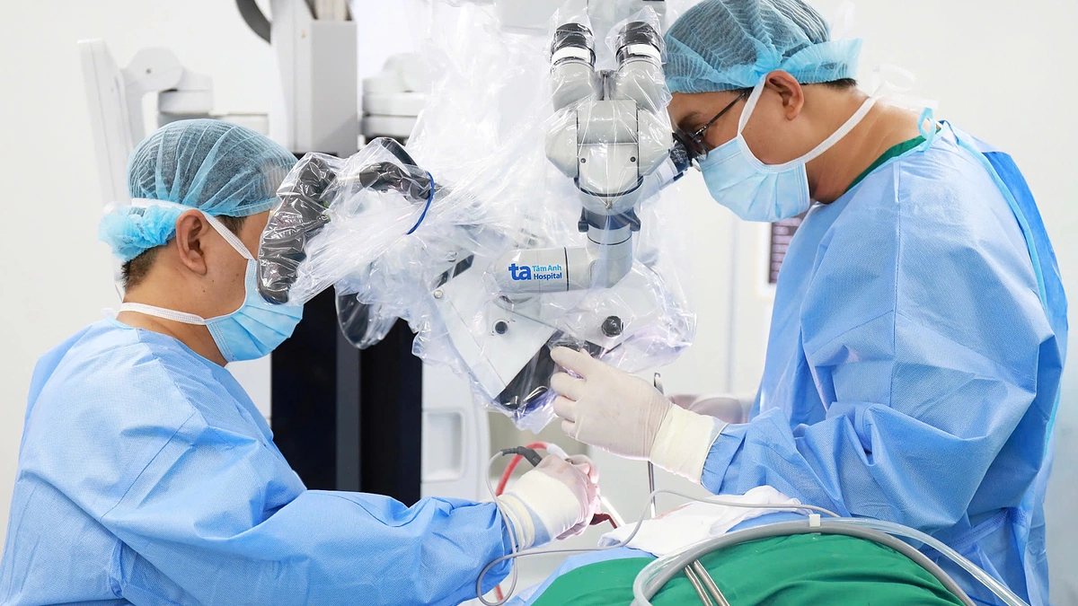 U não chèn ép dây thần kinh thị giác
