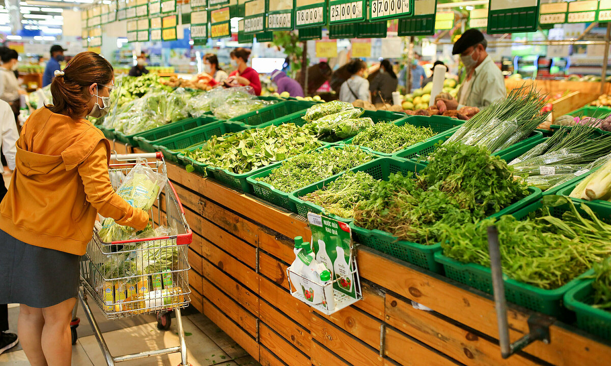 Rau quả dồi dào, người Việt vẫn ăn thiếu