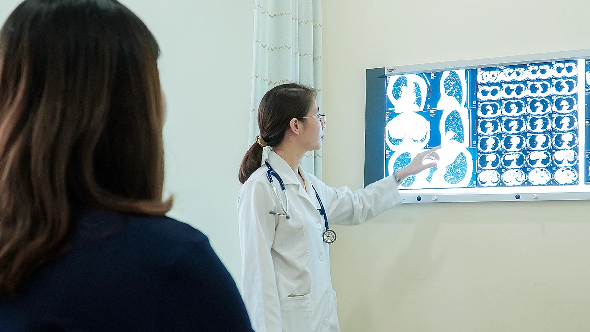 Bị tràn dịch màng phổi có nên truyền dịch tĩnh mạch?