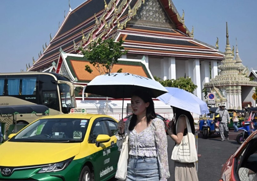 Bangkok nóng 51,9 độ C, Thái Lan cảnh báo 'nguy hiểm'