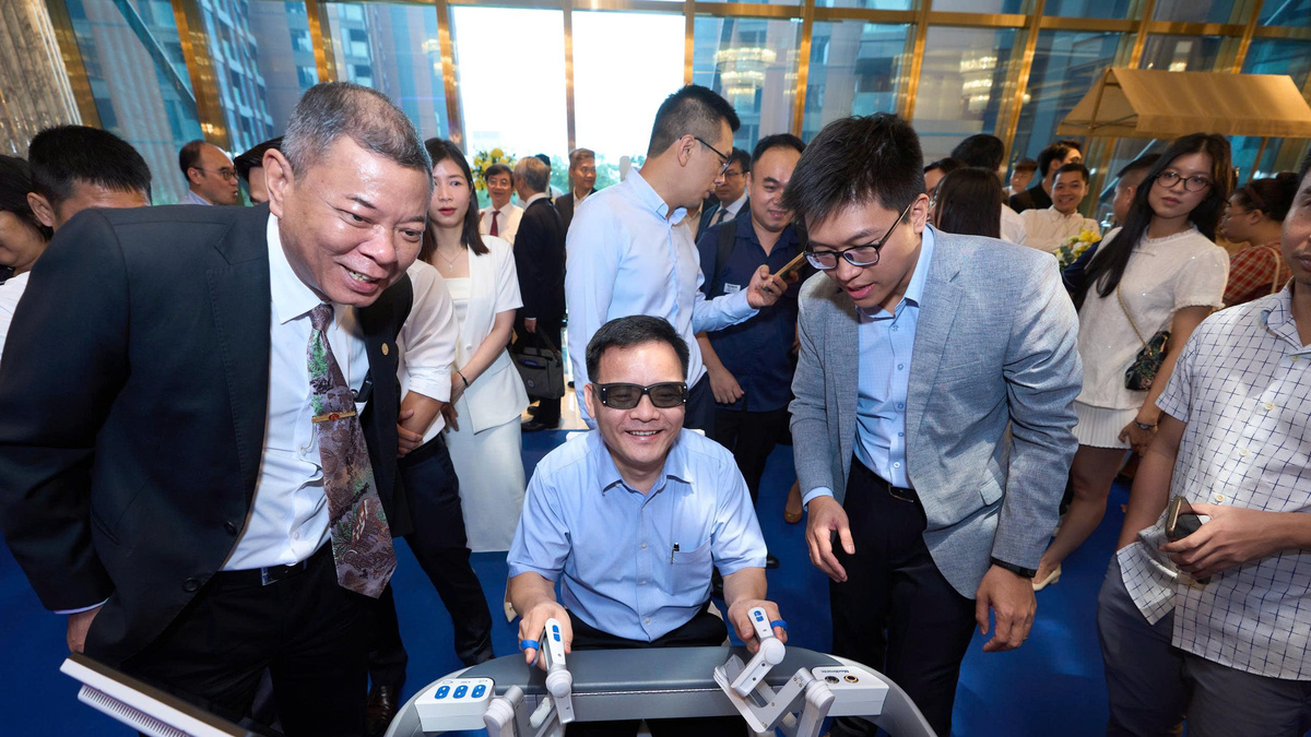 Việt Nam mở rộng ứng dụng robot trong phẫu thuật ngoại khoa