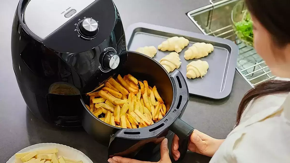 Dùng nồi chiên không dầu có gây độc?