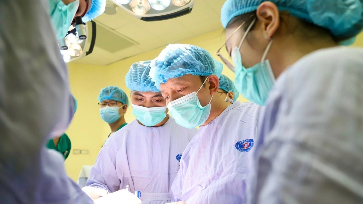 Phát hiện ung thư sau 4 tháng lưỡi loét